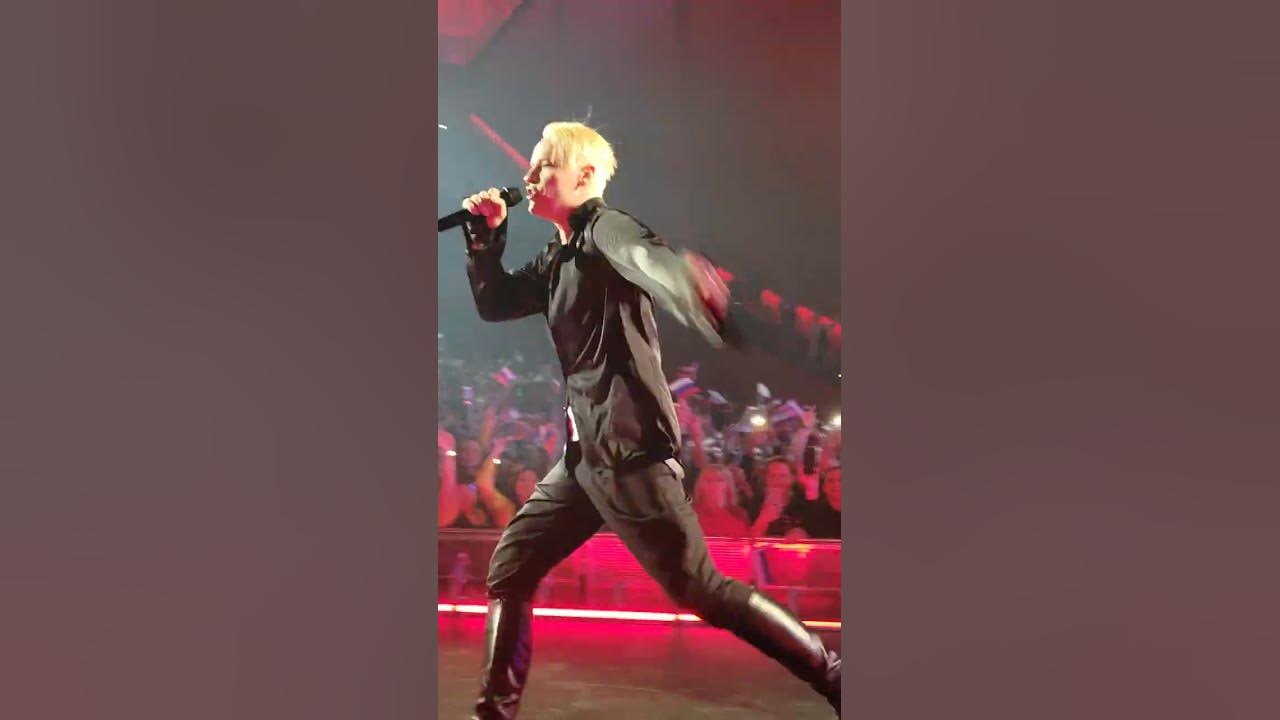 Крид концерт. Как называется песня посвященная крокусу. Как называется песня посвященная крокусу. Семья клавишника михаила миряшева. Как называется песня посвященная крокусу.