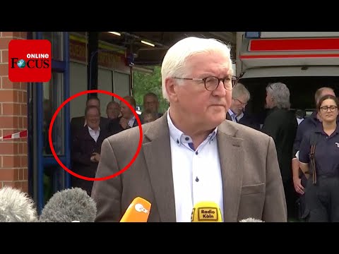 Während Steinmeier über die Flut-Opfer spricht, lacht Laschet im Hintergrund