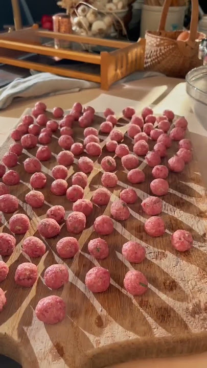 Spaghetti meatballs really Italian?