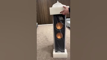 Das Flaggschiff von der Klipsch Reference Premiere II Serie RP-8060FA II darf natürlich nicht fehlen