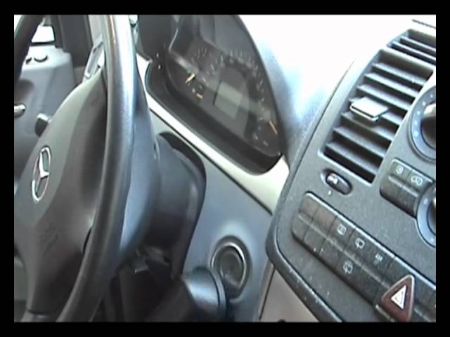 ▷ 10 Trucos para Aspirar el Coche de forma eficaz - Escape y Bujía