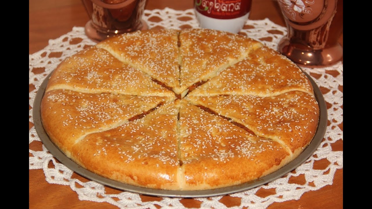 فطيرة أو خبزة معمرة ، بعجين رائع سهل التحضير وحشوة لذيذة تستحق التجربة