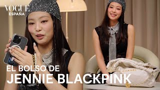 JENNIE: ¿qué lleva en su bolso de Chanel la cantante de BLACKPINK? | VOGUE España screenshot 5