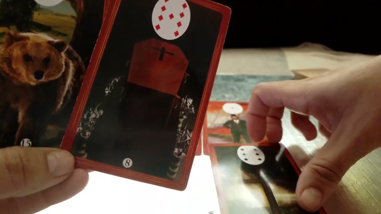 AQUÁRIO vencendo um sofrimento/comunicação entre um homem e uma mulher 