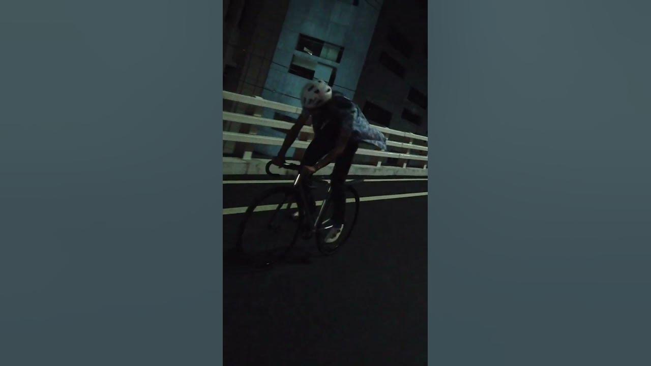 Long Downhill Skid on a Fixed Gear 🔥 YouTube