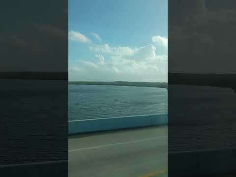 Video: The Overseas Highway: Miami till Key West på US Highway 1