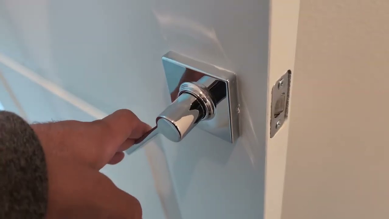 Kwikset Casey Interior Passage Door Handle, Lever For Closet and Hallway Doors Review