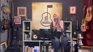 Tingug Tausug SUPERMAN (cover) Mayra K. Amilhamja