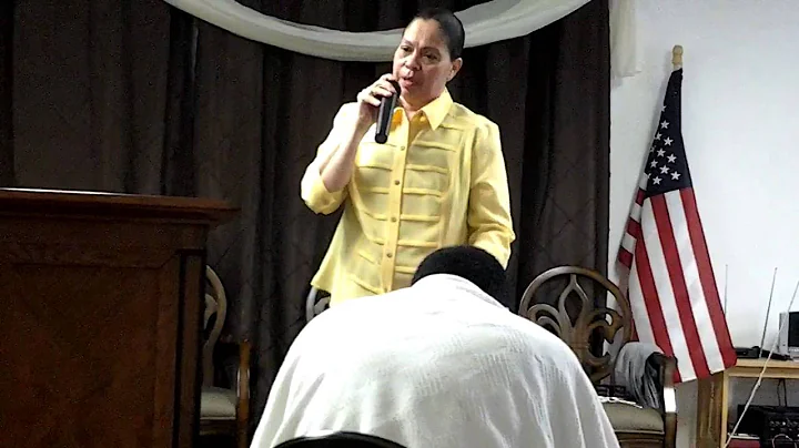 Pastora Jeanette Nieves Predica