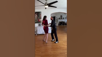 Alejandro Sol and Elena Runceanu dancing Salsa LA Style!