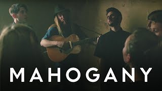 Video thumbnail of "Stu Larsen & London Contemporary Voices (acoustic)- By The River | Mahogany Session"