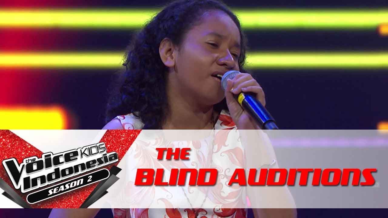 Yosi 'Can't Help Falling In Love' | The Blind Auditions | The Voice Kids Indonesia Season 2 GTV 2017