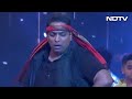 Ganesh acharya sets the stage on fire with his performance