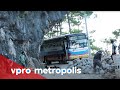 Dangerous highway in the Philippines - vpro Metropolis