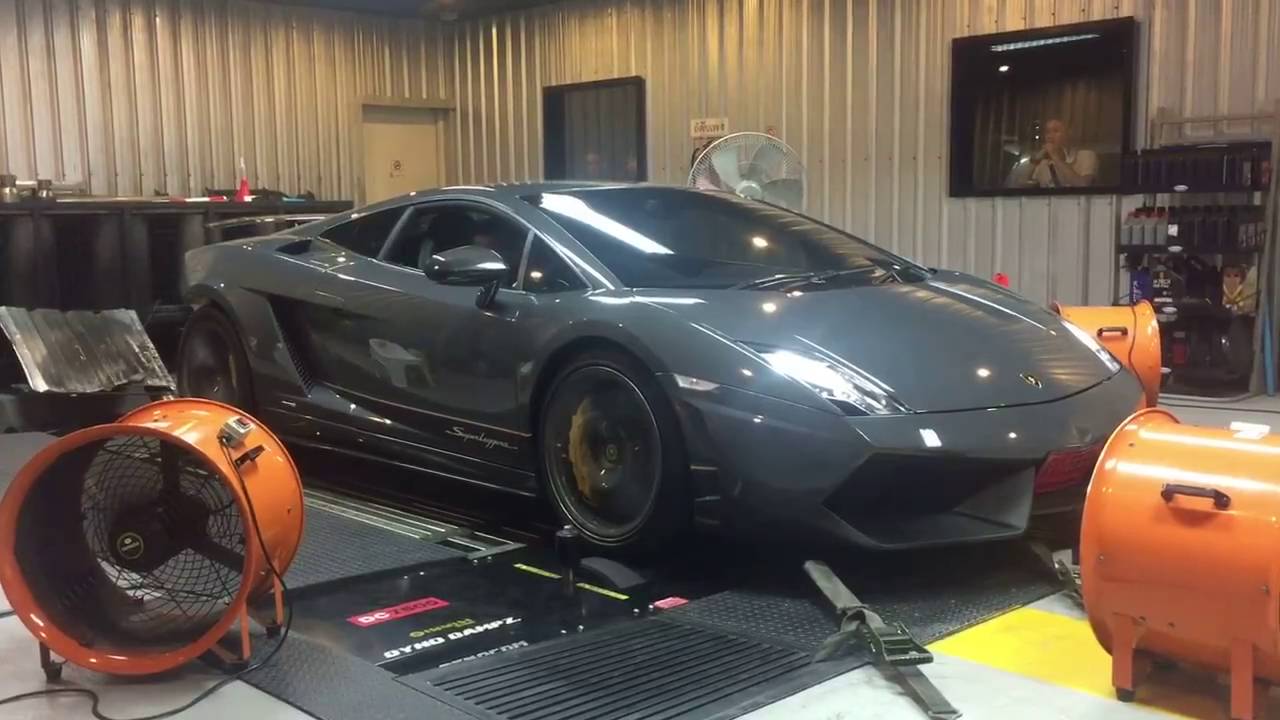 Lamborghini engine sound