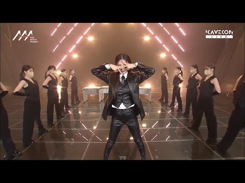 ITZY Performing [Intro & Mafia In The Morning] @ Asia Artist Awards 2021 120221
