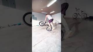 300! #bmx #bmxflatland #flatland #insaneinthemembrane