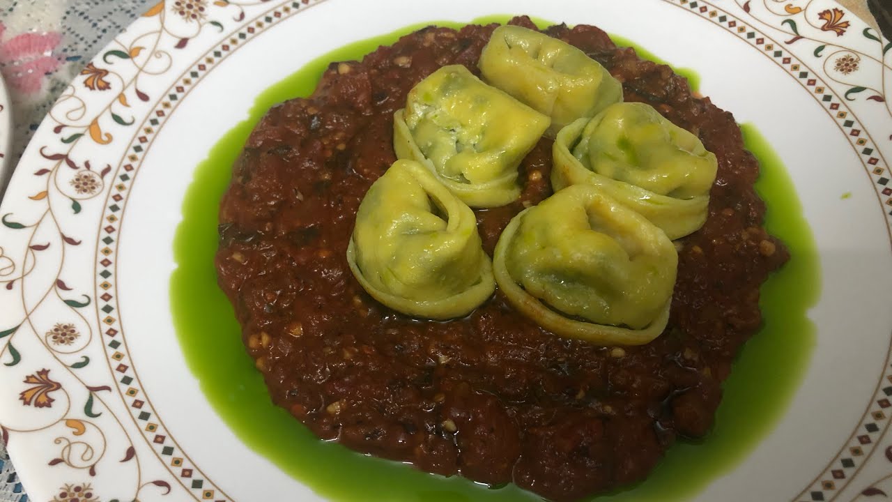 Spinach and Ricotta tortellini with tomato sauce & parsley oil YouTube
