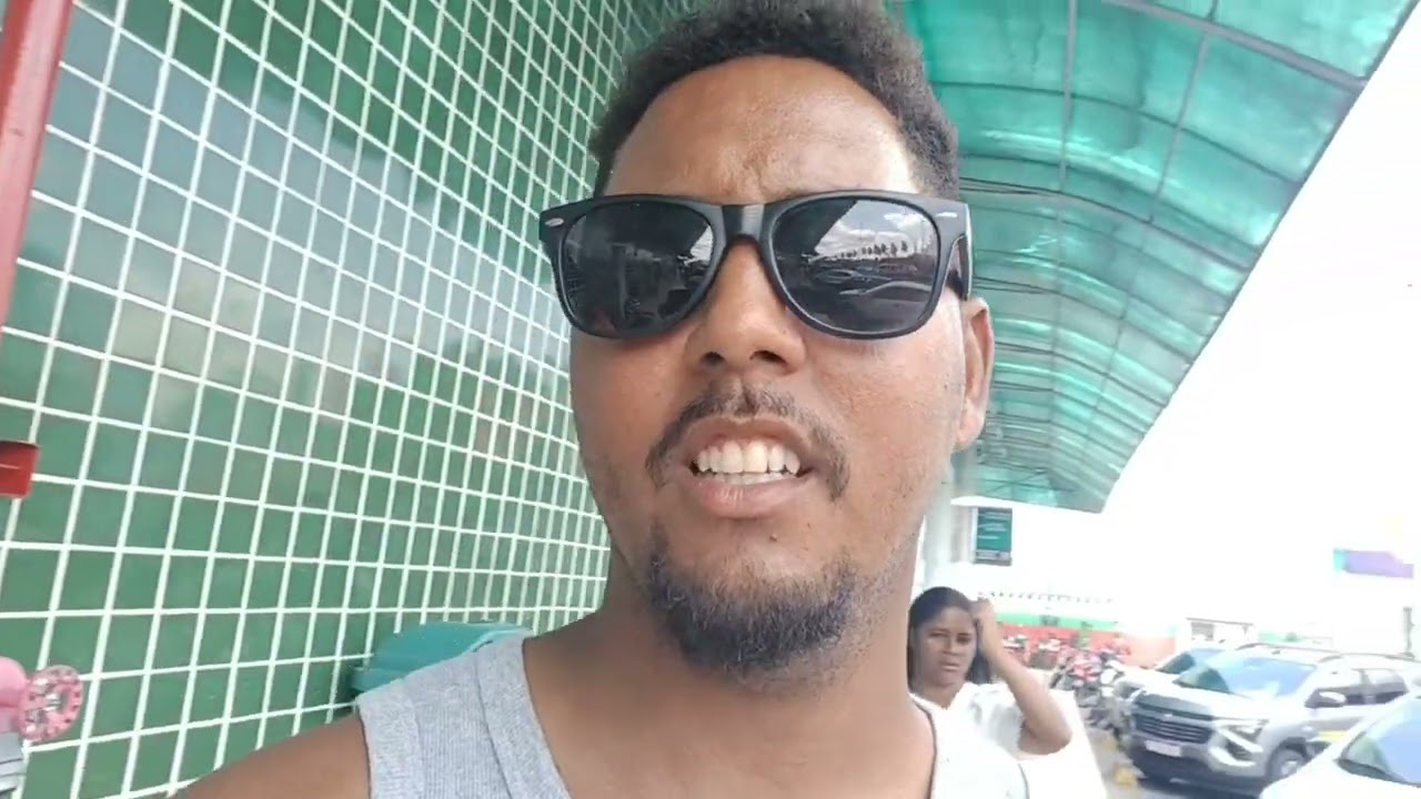 E o dia de sabado da gente  foi reecontrando  velhos amigos