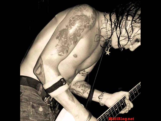 Guarda Backyard Babies - Colours su YouTube Guarda Backyard Babies - Colours su YouTube