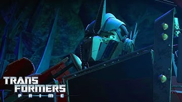 Optimus Prime Returns | Transformers: Prime | Clip | Animation | Transformers Official
