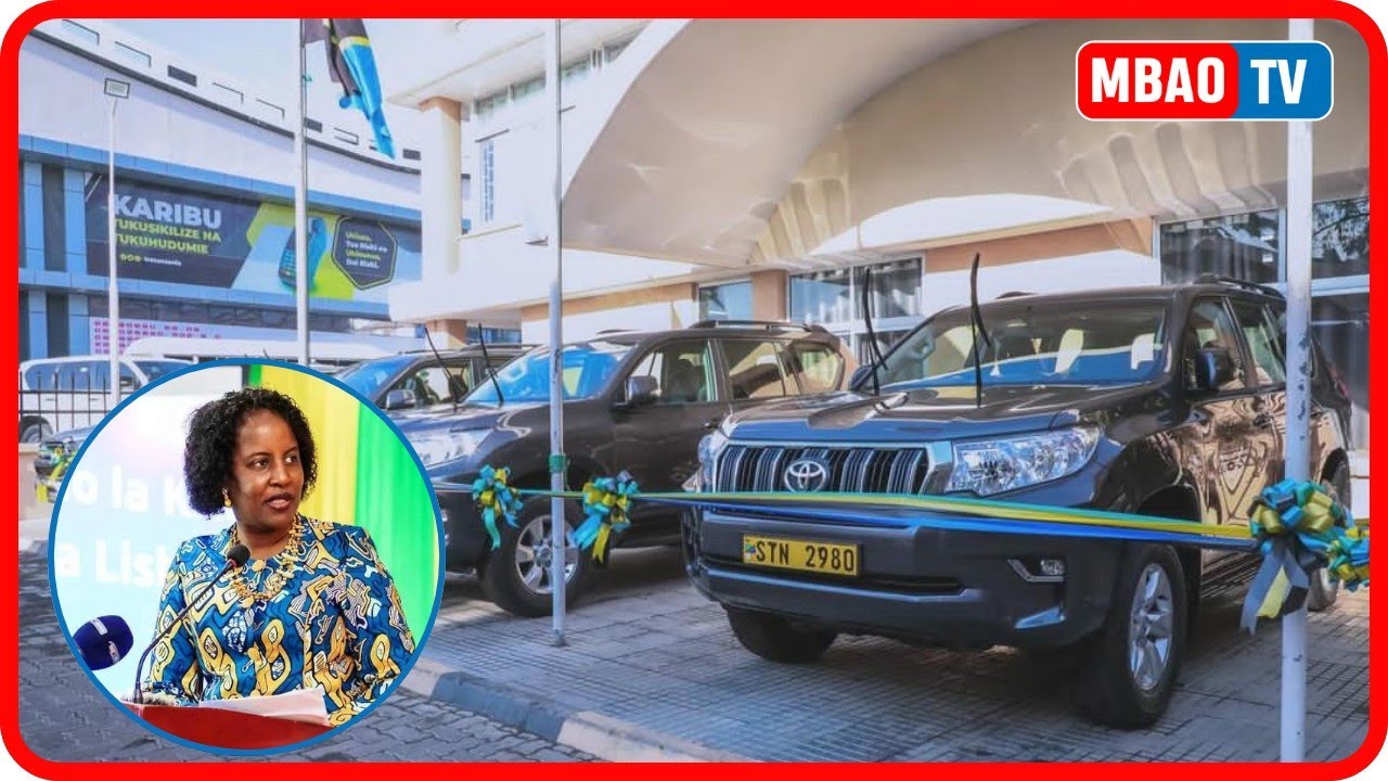 TAZAMA WAKUU WA WILAYA ZA CHEMBA, MPWAPWA NA KONDOA WALIVYOKABIDHIWA MAGARI NA MKUU WA MKOA DODOMA