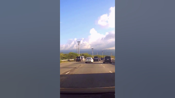 Going Below The Speed Limit And Holding Up Traffic? #shorts #roadsafety