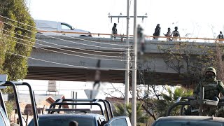 ZAC: ASESINAN A 13 PERSONAS EN LA FRONTERA CON AGUASCALIENTES, A DIEZ LAS CUELGAN EN UN PUENTE