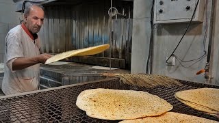 How 4 Bakers Make Hundreds of Perfect Round Taftoon Breads Every Day