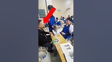 Como o professor ganhou todas as partidas de pedra, papel e tesoura? 🤔 #shorts