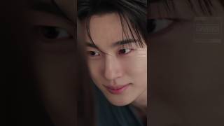 Why am I seeing him differently now…? | Perfect Crown Profile