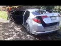 LA VEGA: Encuentran cadáveres de dos hombres y una mujer dentro de un carro