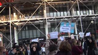 FlashMob pour la Maternité des Lilas - 19 Novembre 2011 à Beaubourg