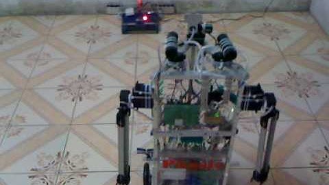 Robot  auto recharge - robot tự sạc pin - robot thông minh - Việt Nam robot, smart robot