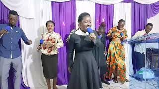 A Praise Session By Minister Jessica. Sunday Live Service