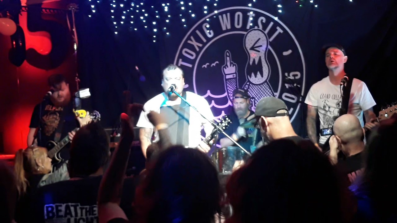 RASH DESCISION the pig Hastings 2021 Wotsit fest punk festival