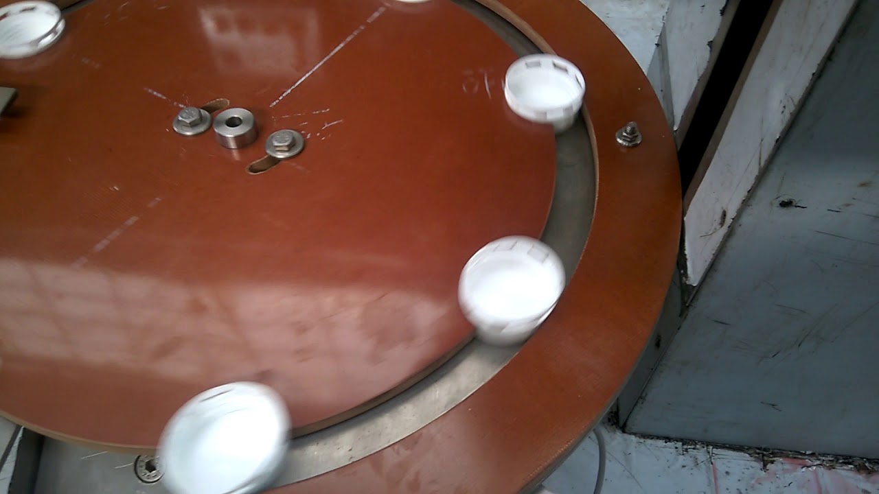 Single Head Wad Inserting machine with cap elevator , MMC cap liner machine