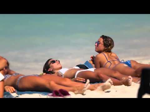 Yates y Botes Cholón, Islas del Rosario y Barú Cartagena - www.boats4u.co - video from Boats4U