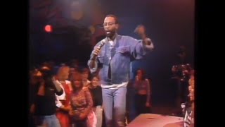 Bobby McFerrin - Don't Worry, Be Happy (Live)