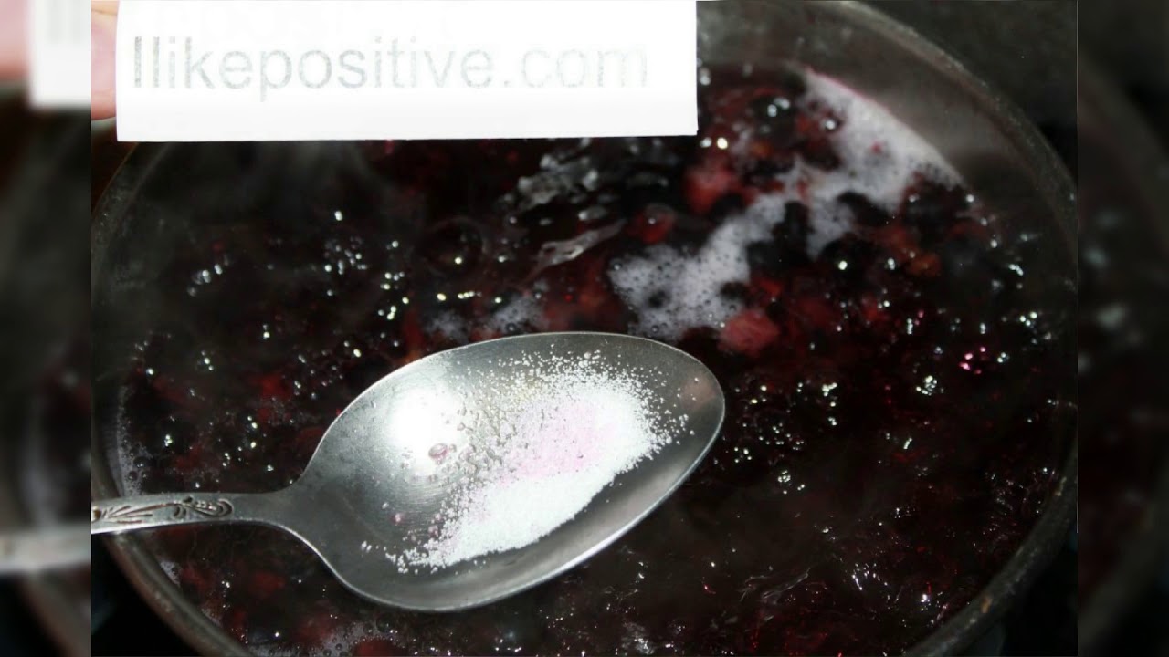 Compote of frozen black currant - ilikepositive.com