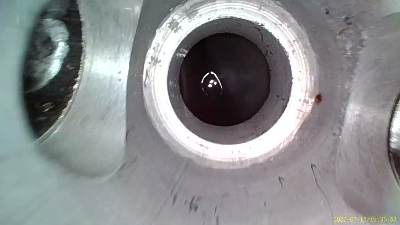 inside a panigale v4 fuel tank. vapor locking problems vid1