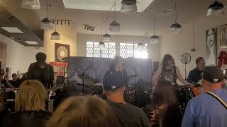 RSD @ Fingerprints Music [ LBC ] [ vid 04 ] - Violet Grohl 2016-04-18