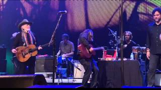 Willie Nelson &amp; Lukas Nelson - Texas Flood (Live at Farm Aid 2013)