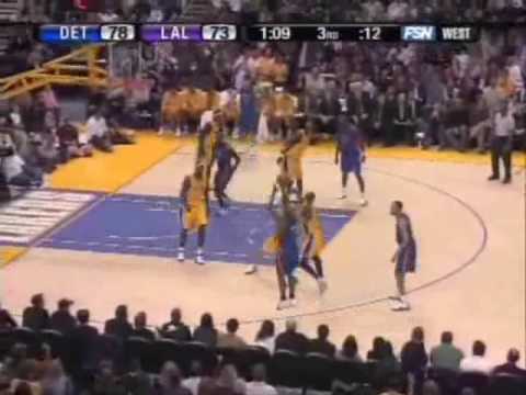 Kobe Bryant 40 points 13-26 FG 5 rebounds vs Pisto...