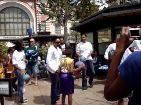 Lindsay , Betty, and Tiffany Dribble with Fans