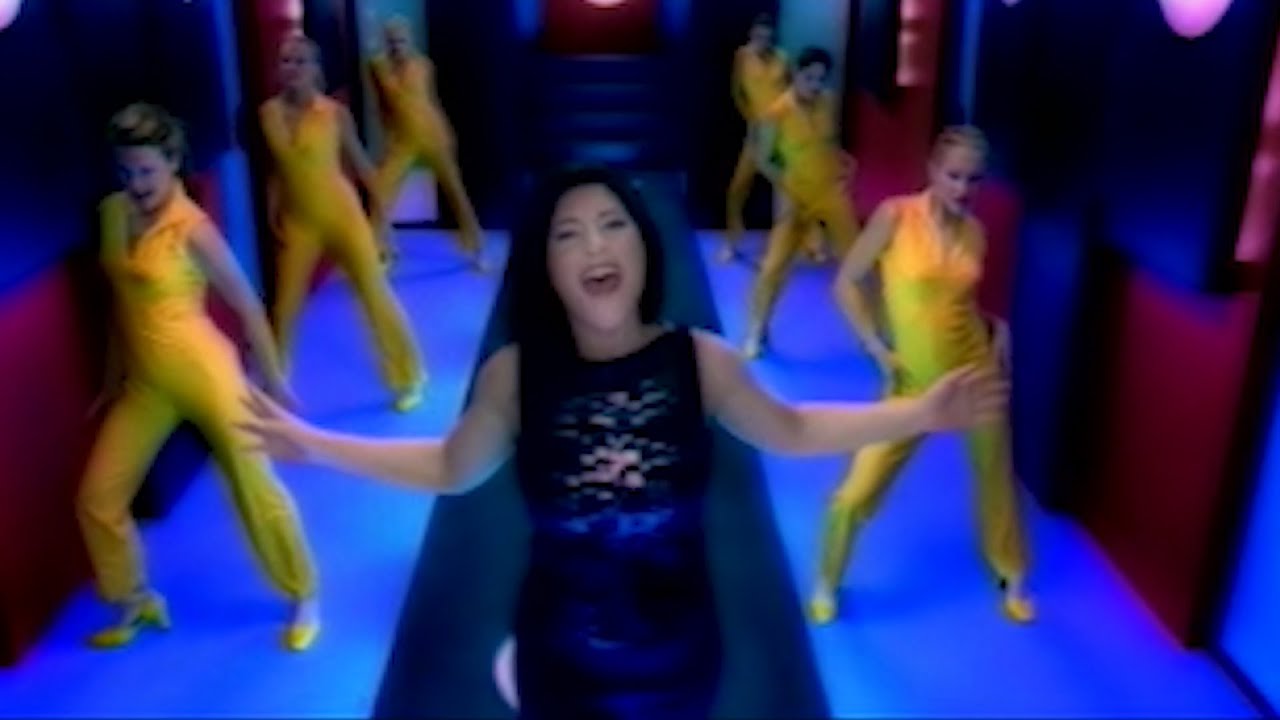 在 YouTube 上观看 Leah Haywood - Crazy (4K Quality Upscale Remaster) 在 YouTube 上观看 Leah Haywood - Crazy (4K Quality Upscale Remaster)