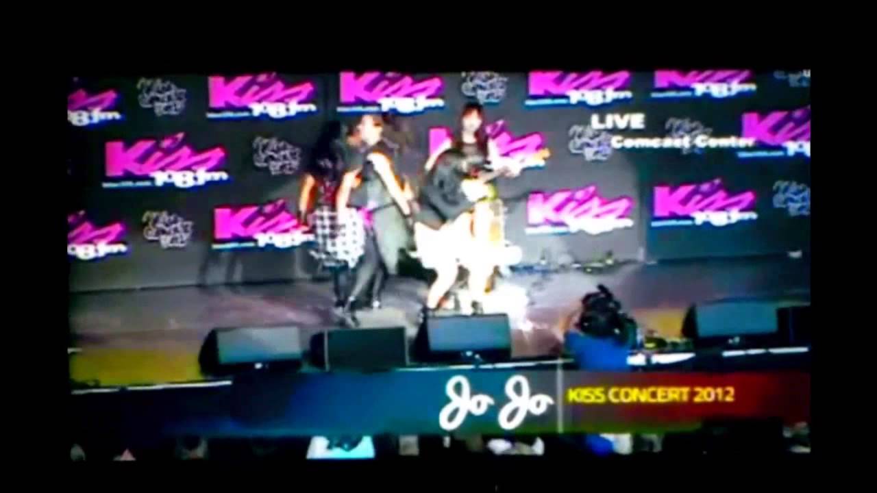 JoJo Sexy to Me Run / Riff Compilation