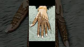 iss mehandhi ko 10 mein se kya rate doge 😇