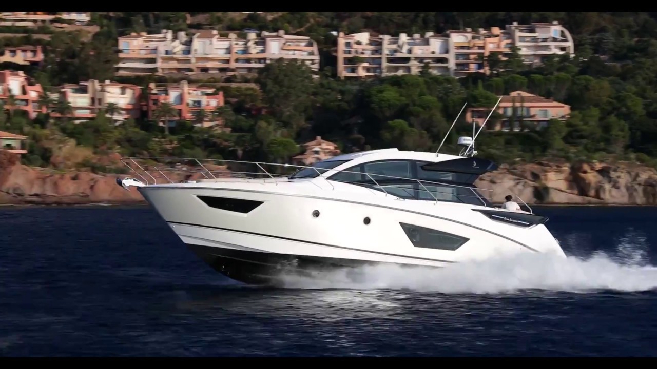Моторная яхта BENETEAU Gran Turismo 50 Hardtop