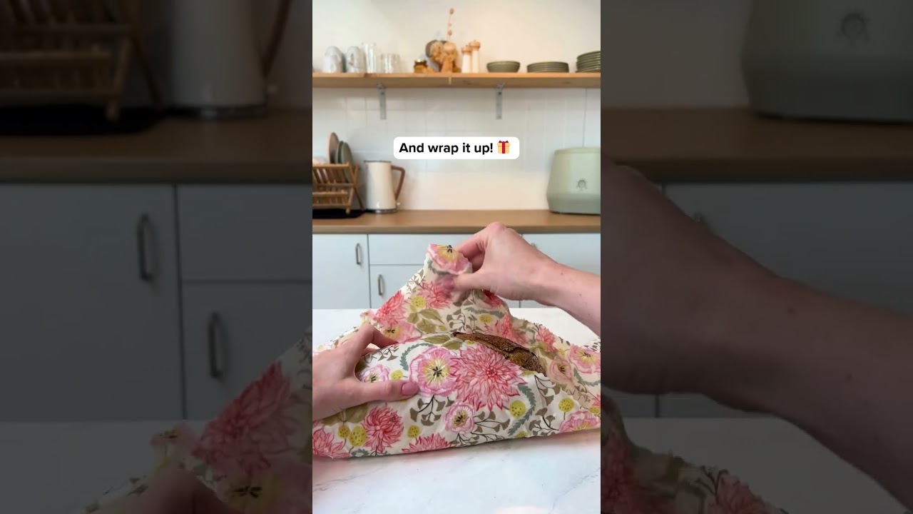 The BEST way to keep bread fresh 🐝🍞 